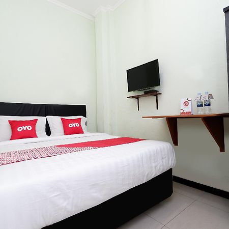 Oyo 1815 Gatsu Residence Semarang Extérieur photo