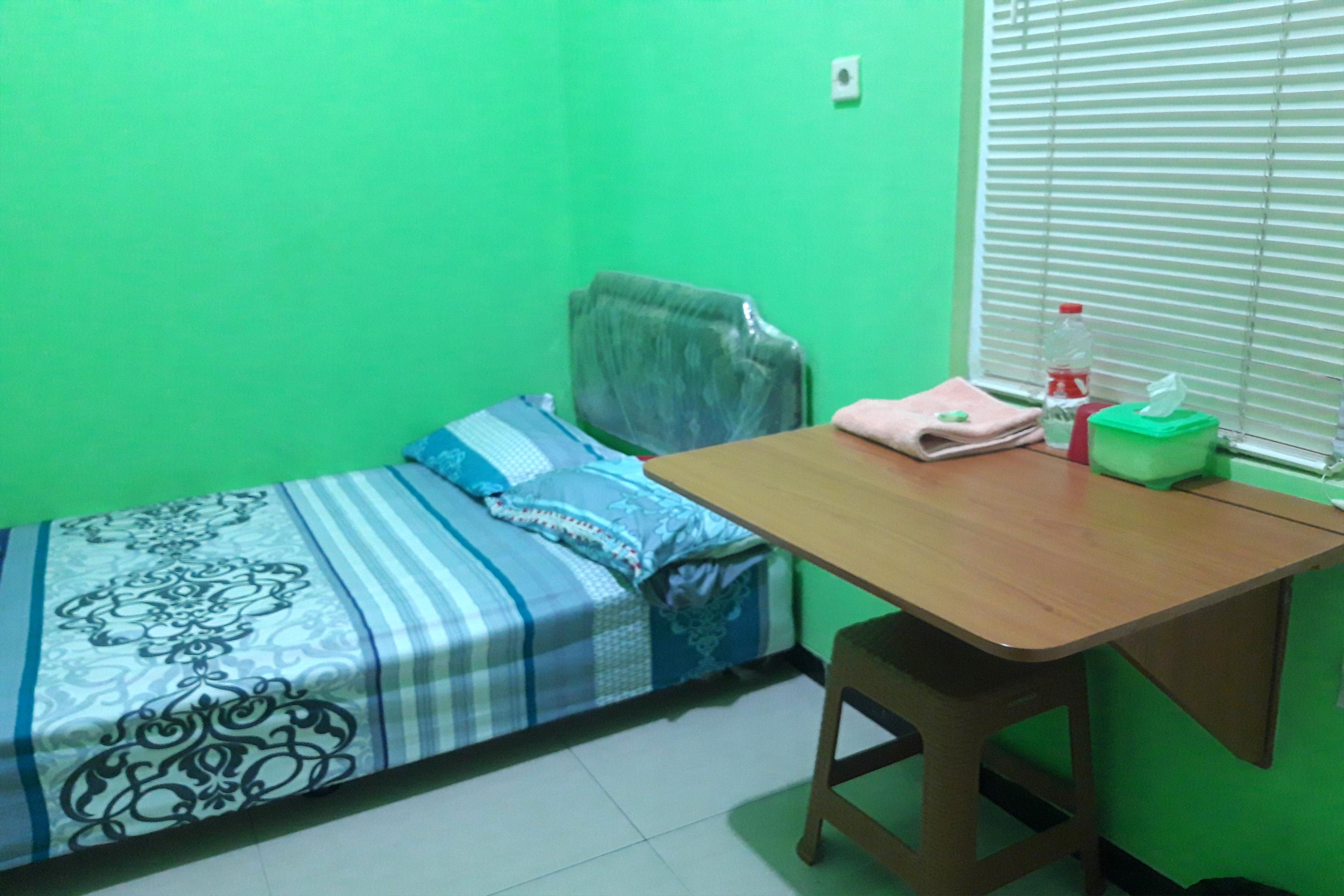 Oyo 1815 Gatsu Residence Semarang Extérieur photo