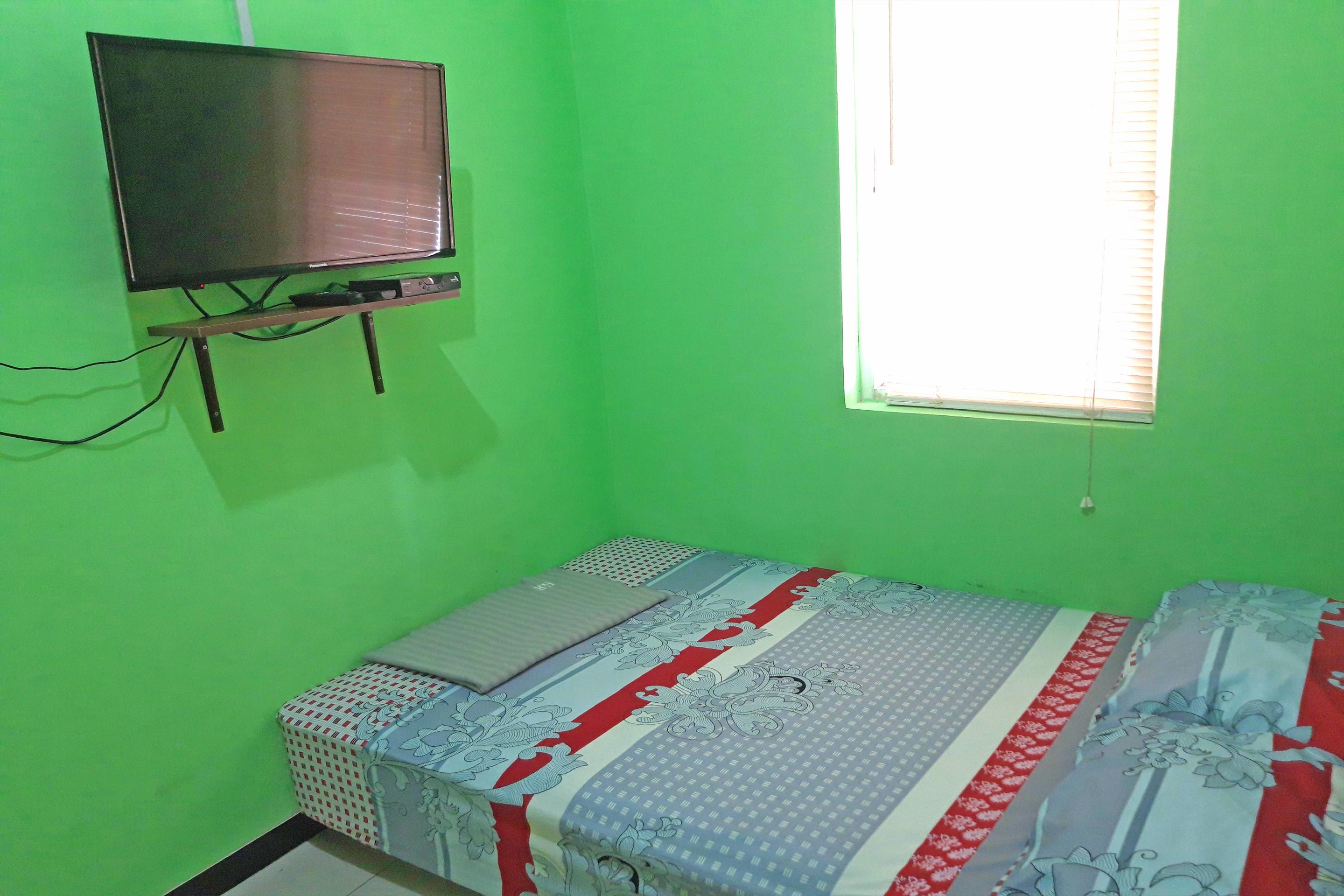 Oyo 1815 Gatsu Residence Semarang Extérieur photo