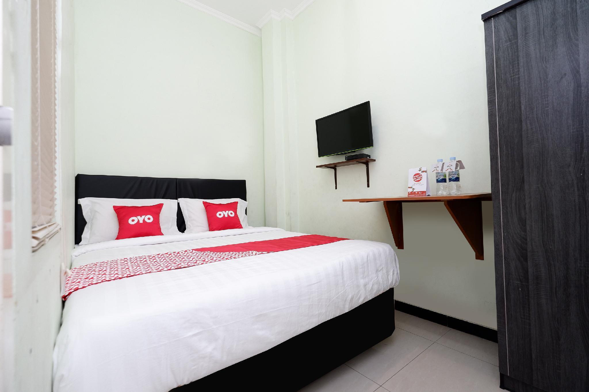 Oyo 1815 Gatsu Residence Semarang Extérieur photo